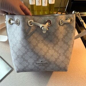 Kate Spade Cream and Gray Shoulder Bag